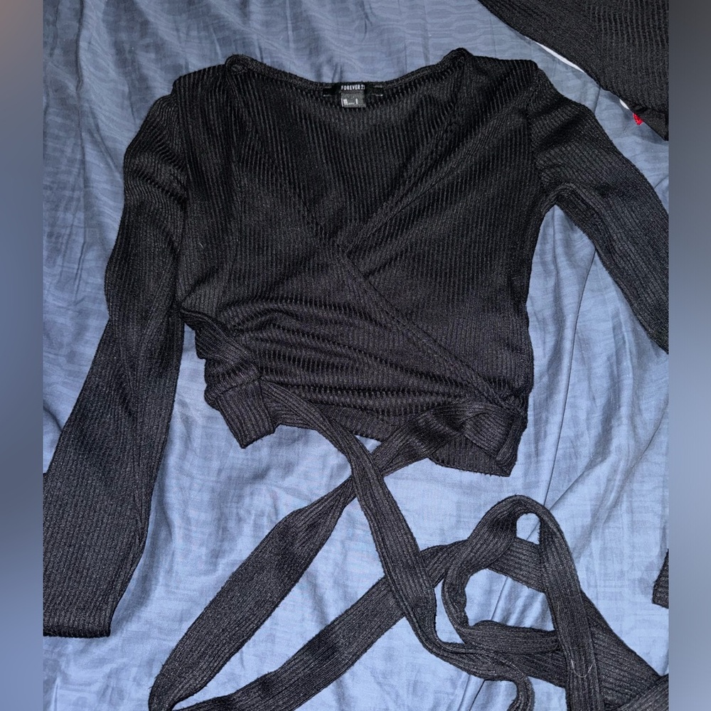 v neck tie crop top